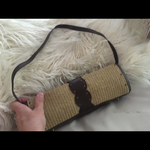 ISAAC MIZRAHI Designer’s PURSE, New cond, Medium size🌸 - Picture 2 of 5